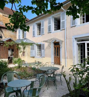 Arbois Cama Y Desayuno | Le Prieuré d'Arbois