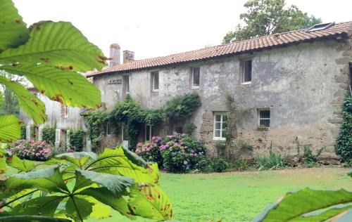 Cholet Cama Y Desayuno | Le Prieuré Saint Blaise