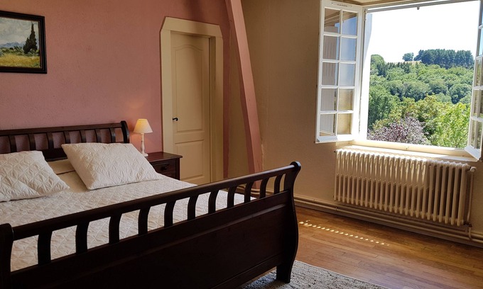 Augne Cama Y Desayuno | Le Puy Maury B&B
