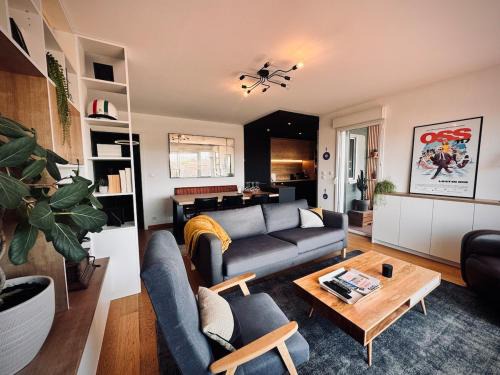 Moulin du Comte Apartamento | Le Reflet, 2 bedrooms, balcony view of Vilaine