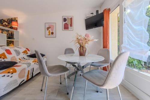Ingrannes Apartamento | Le Refuge de Victoire et Gabriel