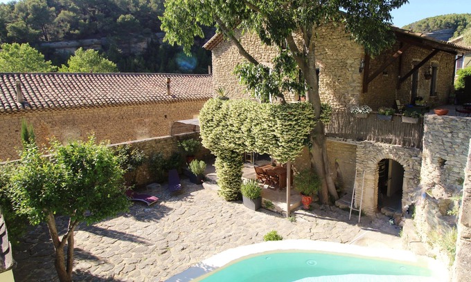 Fontaine-de-Vaucluse Cabaña | Le refugio - Un gran alquiler de vacaciones en Fontaine de Vaucluse cerca del Luberon