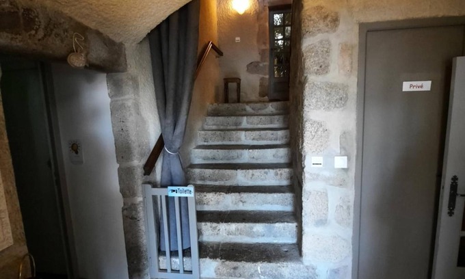 Gluiras Casa | Le relais de Sully