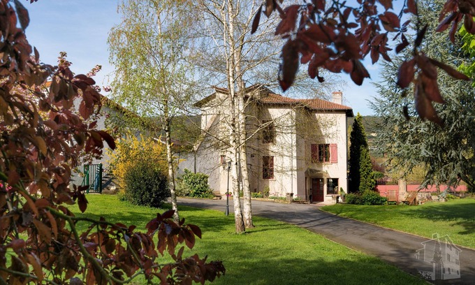 Fleurieu-sur-Saone Casa | Le Relais Des Dames