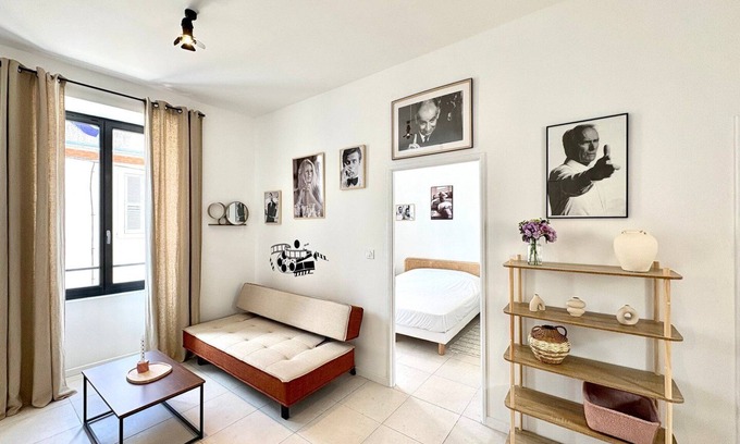 Cadereau Apartamento | Le Rex, T2 with A/C, queen size bed, Nîmes