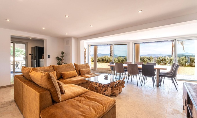 Verghia Apartamento | Le Roc - RDC - Splendide Vue Mer