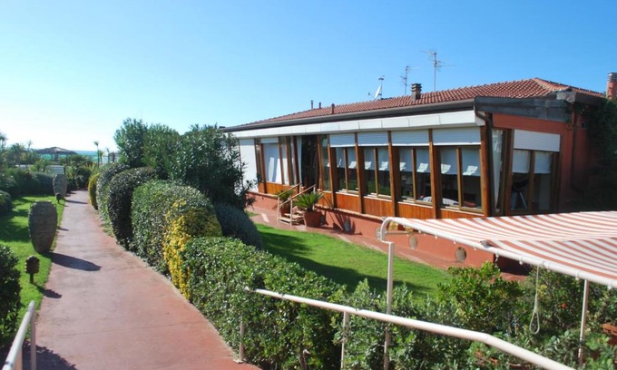 Viareggio Casa | Le Sable Fin Beach House