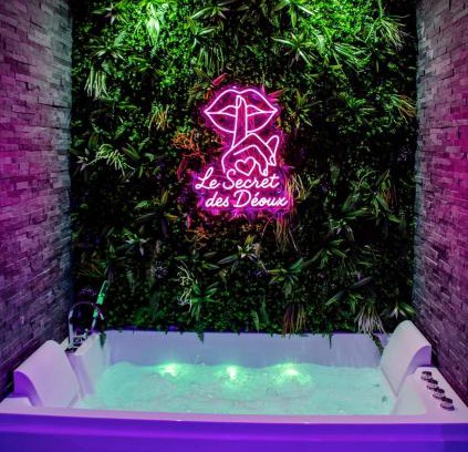 Forcalqueiret Casa | Le secret des déoux love room