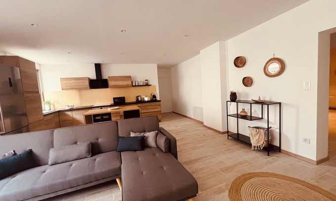 Costieres Apartamento | Le serenity: spacious P4 / 115m2 + parking lot