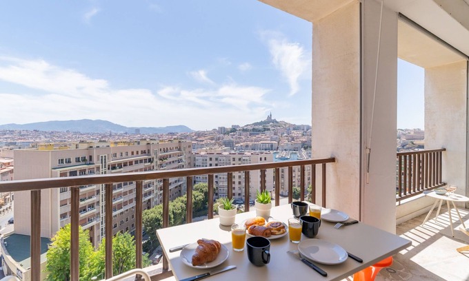 Hotel-de-Ville Apartamento | Le Skyline - Apt climatisé avec terrasse et vue sur Marseille