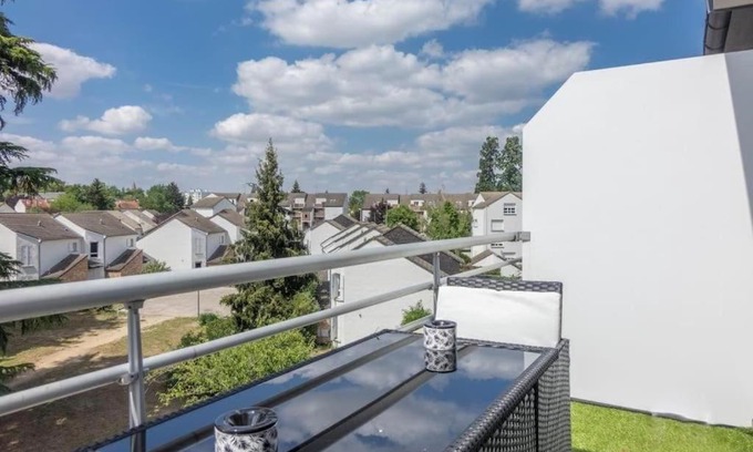 Saint-Jean-de-la-Ruelle Apartamento | Le Square des Sapins