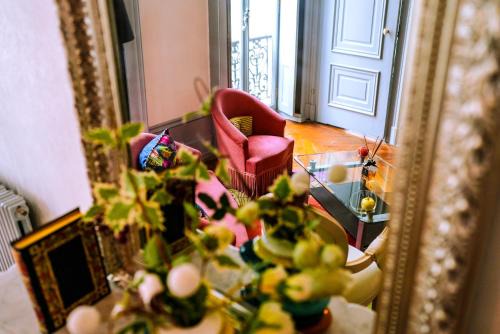 Besancon Old Town Apartamento | Le St Amour Élégant 2 chambres *Wifi/Super Centre*