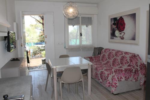 Marina di Castagneto Carducci Apartamento | Le tre Caravelle -La Nina- 50m dal mare - WI-FI