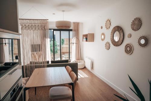 Cholet Apartamento | Le Terra Cholet - T2 tout équipé avec parking et terrasse