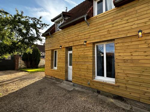 Vernon Casa | Le Ti'Verdun gare de Vernon Giverny