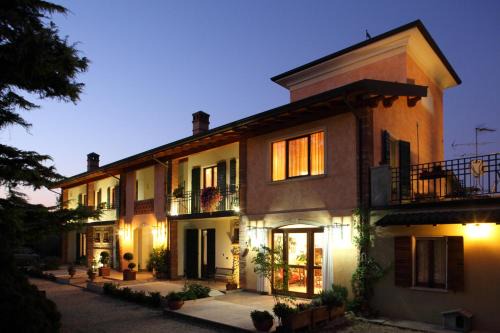 Volta Mantovana Casa | Le Vigne di Adamo