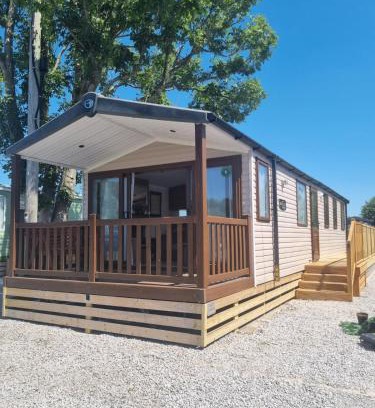 Wesham Casa | Leafy Lytham Holiday Home