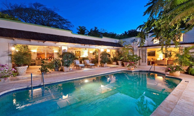 Little Battaleys Casa | Leamington House Luxury house