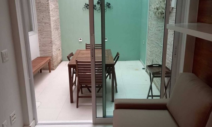 Leblon Apartamento | Leblon Único! Na Quadra da Praia