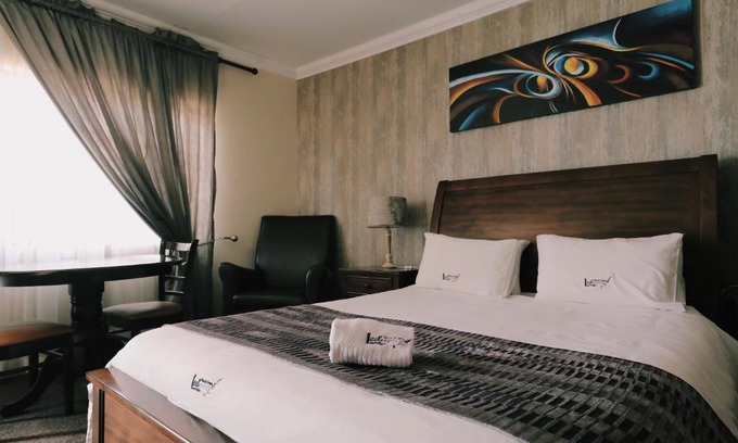 Emalahleni Cama Y Desayuno | Ledumo Guest lodge