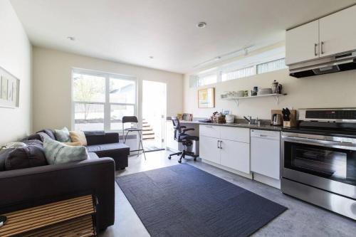 Greenwood Apartamento | LEED Platinum Green Home Getaway