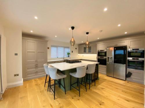 Chapeltown Casa | LeedsHouse Sleeps9 PrivateGarden Tv Wifi