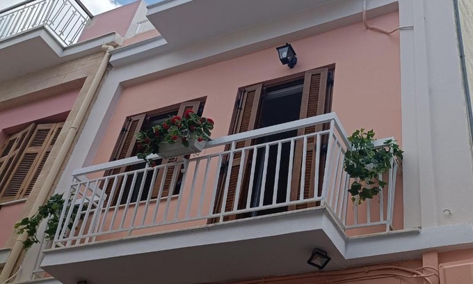 Aegina Town Apartamento | Lefterakis place