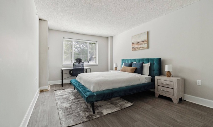 Richmond Apartamento | Legacy at Imperial Village 303 I 2 Bed 2 Bath