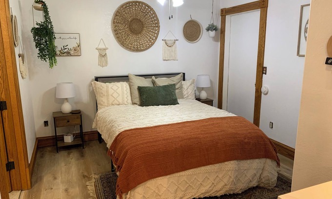 Wilburton Apartamento | Legacy House Studio Apartment
