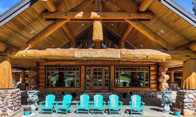 Heber Cabina | Legacy Lodge & Barn Retreat, Sleeps 42