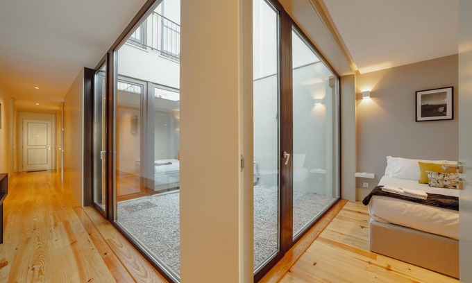 Lapa Apartamento | Legacy Oporto Premium Apartment B by Vacationy
