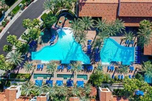 La Quinta Apartamento | Legacy Villas 1 BR 1 Story Kitchen Resort Pools Gym