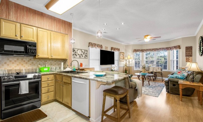 Red Hill Condominio | Legends Golf Resort Condos by Escape