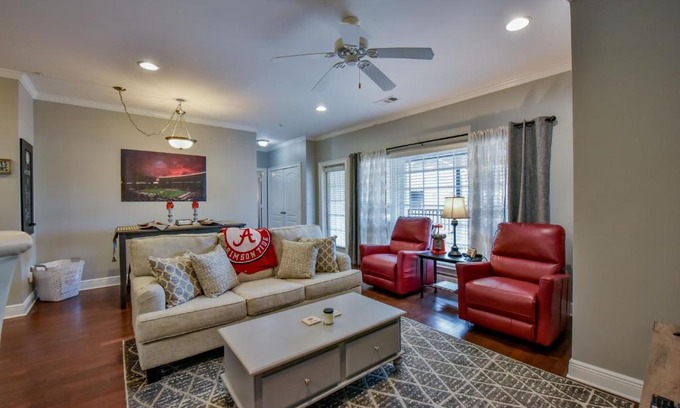 Tuscaloosa Casa | Legends Landing