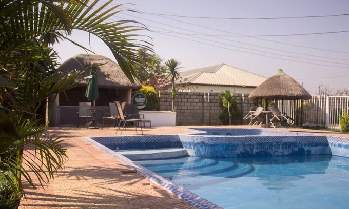 Lusaka Hotel | Leget Lodges & Gardens