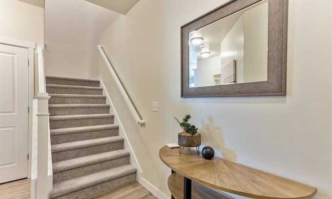 Saratoga Springs Casa | Lehi MTR- Garage attached, 30+ days, Pet Friendly, Everything Nearby!