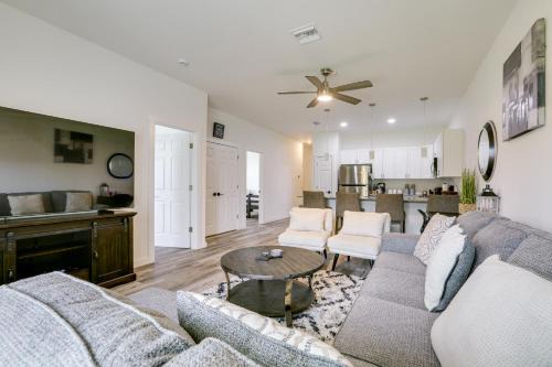 Westminister Casa | Lehigh Acres Family Getaway with Lanai and Golf Nearby