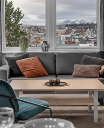 Tromsdalen Apartamento | Leilighet i Tromsdalen med en fantastisk utsikt over Tromsø Sentrum