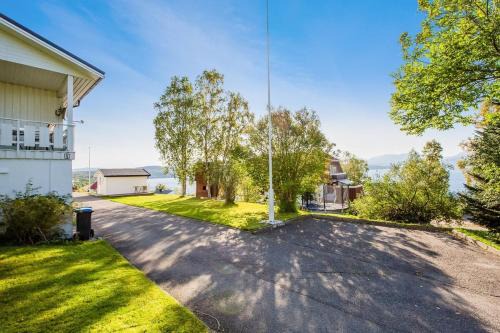 Finnsnes Apartamento | Leilighet på Finnsnes, Senja