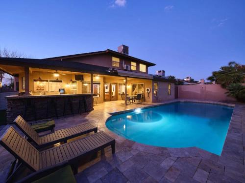 Paradise Vista Estates Casa | Leisurely House near Kierland Pool Hot Tub Games