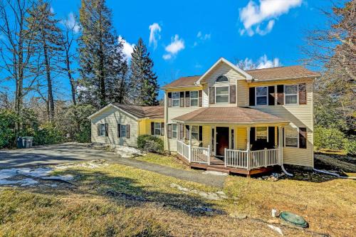 Long Pond Casa | Leisurely Living in Long Pond