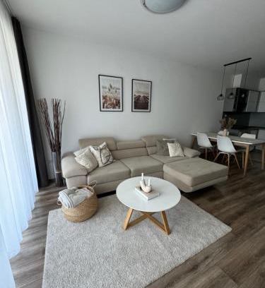 Balatonlelle Apartamento | Lelle Resort Apartman