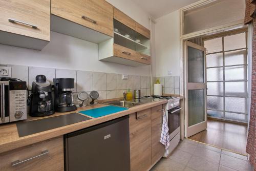 Ujpest Apartamento | LEM Suburban Apartment