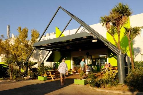 Septemes-les-Vallons Hotel | Lemon Hotel Plan de Campagne Marseille