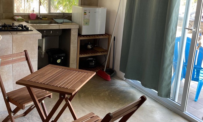 El Palmar Cabaña | Lemon House: Cabaña de playa acogedora y completa de una habitación.