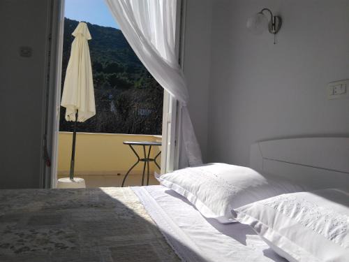 Cove Rogacic Casa | Lemon house