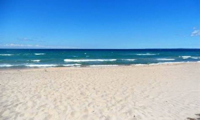 Bluewater Beach Cabaña | Lemoncello Beachouse