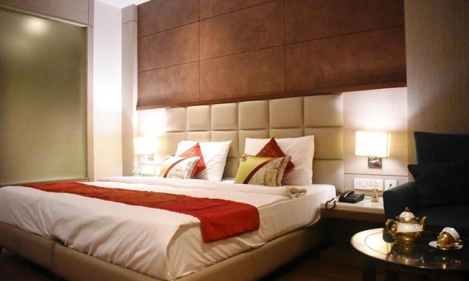 Chhatarpur Hotel | Lemonwood Suites