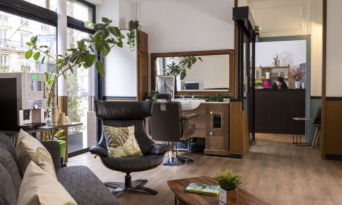 Saint-Vincent-de-Paul Hotel | Lennon by Avalon Hotel Paris Gare du Nord