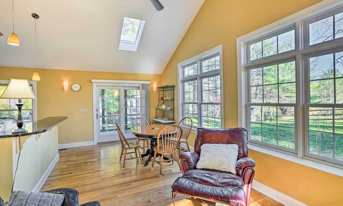 Lenox Casa | Lenox House w/ Screened Patio & Mountain View